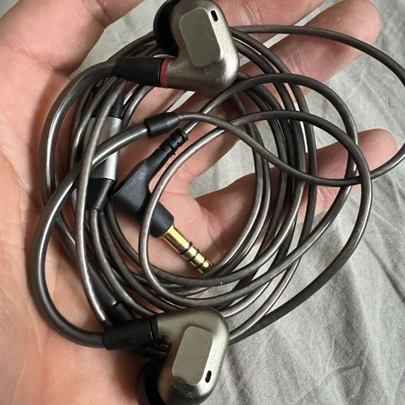IE900 IEM Xuất Xứ Tai Kim Loại - đánh giá và giá Planar Magnetic Iem Earphones