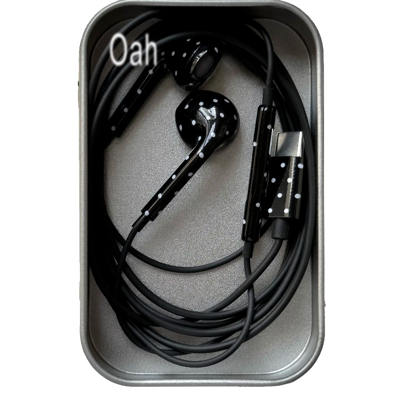Oah Polka Dot Wired Earphones  - đánh giá và giá Headphones